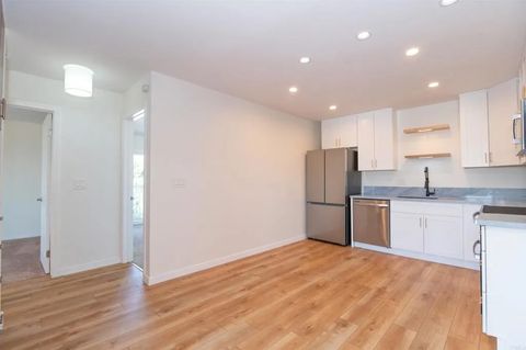 3030 Suncrest Dr. 605 San Diego CA 92116