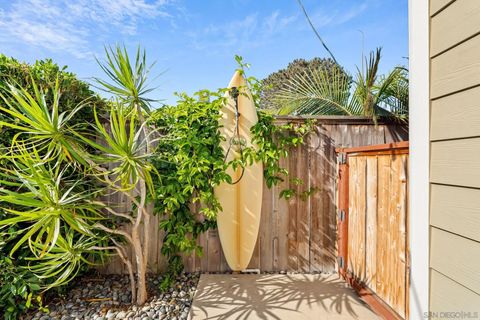 Tiny photo for 950 Hermes Ave, Encinitas, CA 92024 (MLS # 250041501)