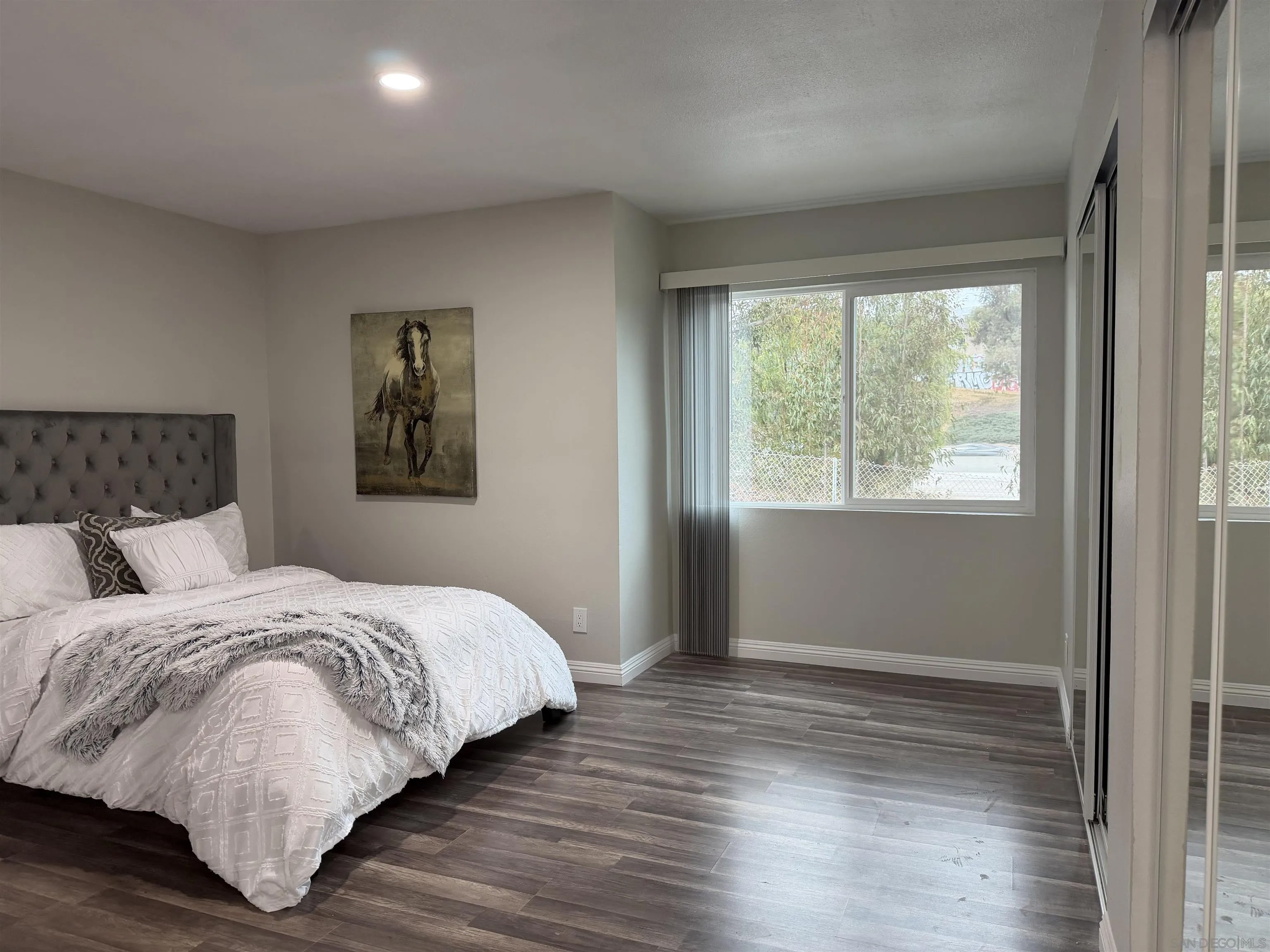 621 R Ave 22