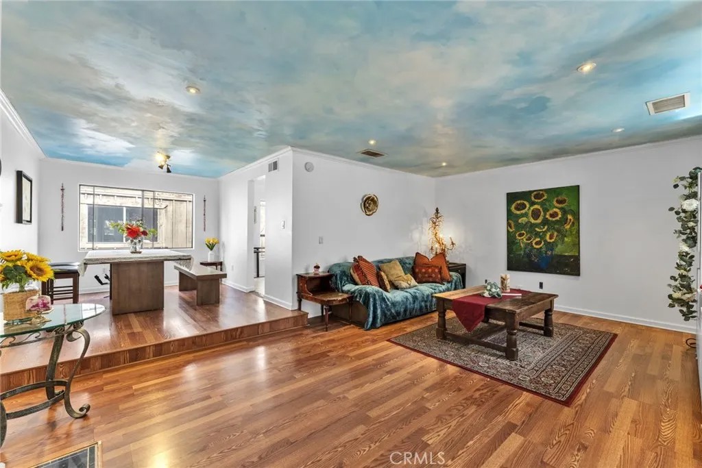 332 N 5th street