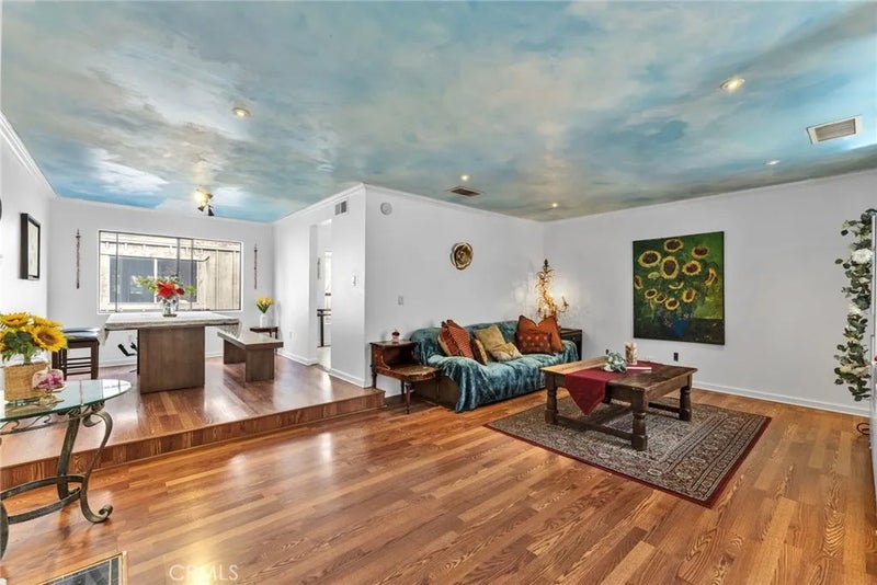 332 N 5th street