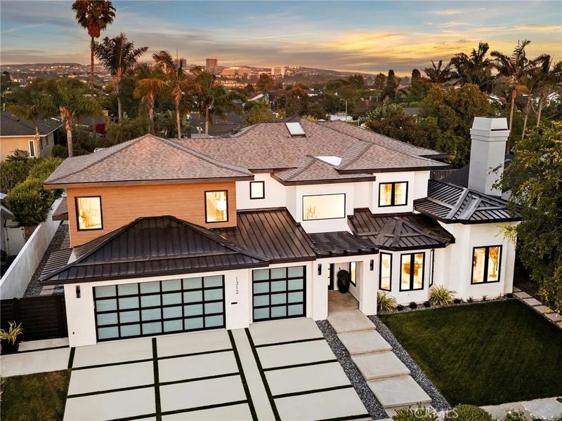 1312 Dover Drive