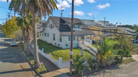Photo of 152 N Benton Way, Los Angeles, CA 90026 (MLS # DW25277596)