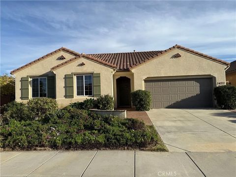 Photo of 34271 San Simeon Street, Temecula, CA 92592 (MLS # SW25275382)
