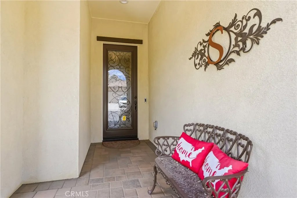 11829 Wandering Way