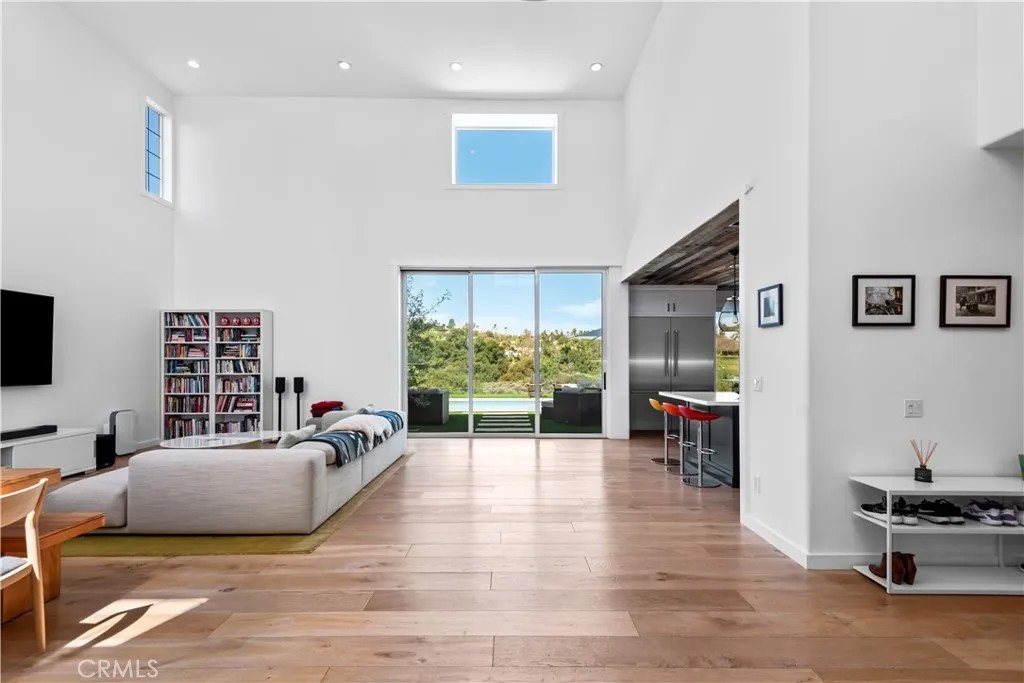 23477 Palm Drive