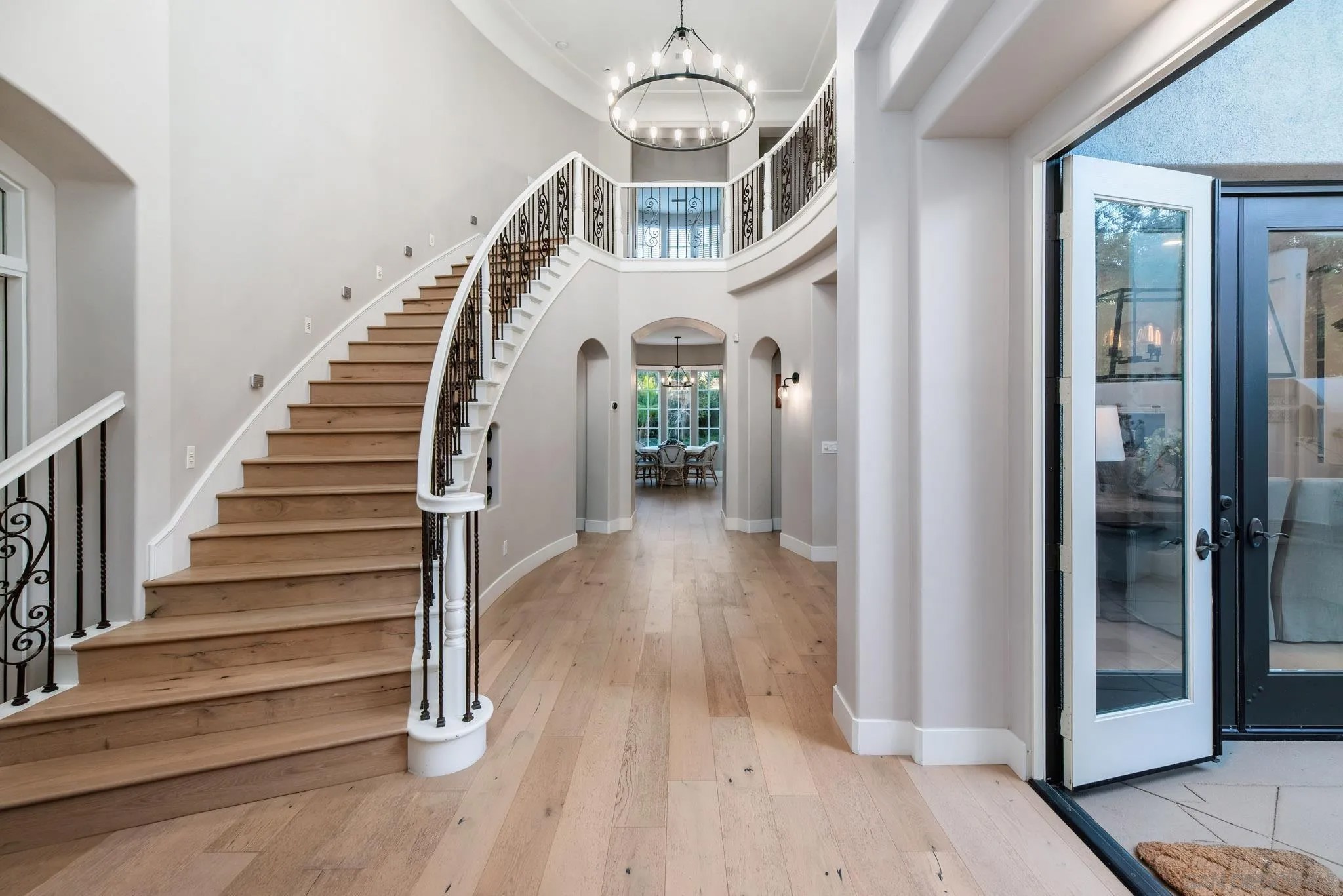 5012 Seagrove Cove