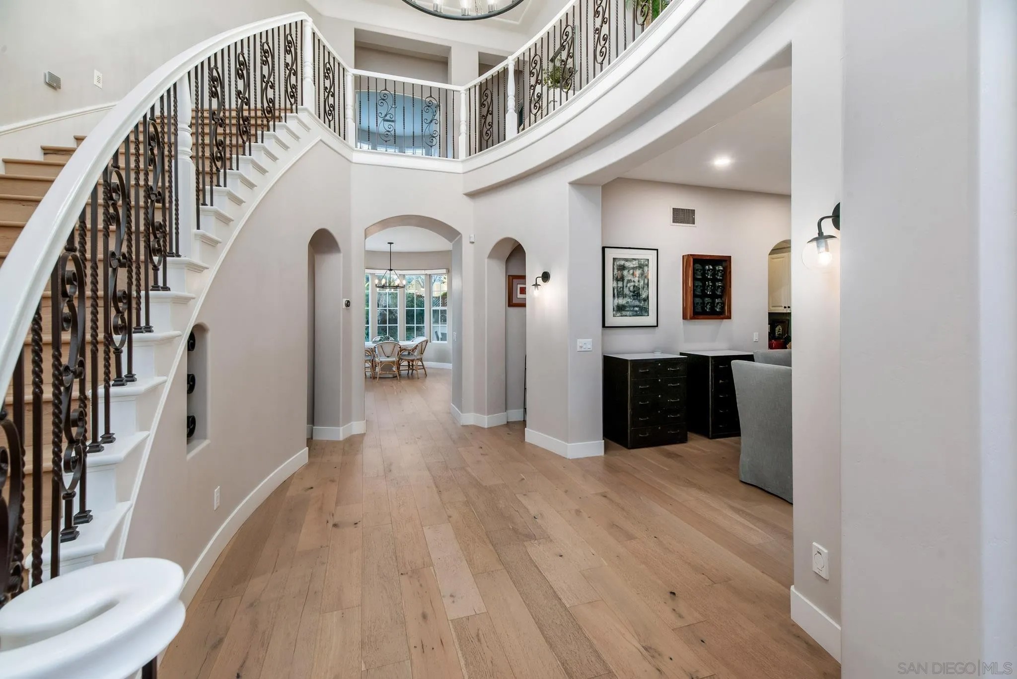 5012 Seagrove Cove
