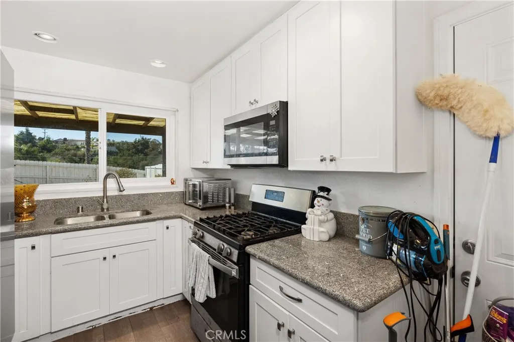 4657 Chateau Place