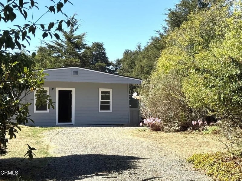19260 Summers Lane
