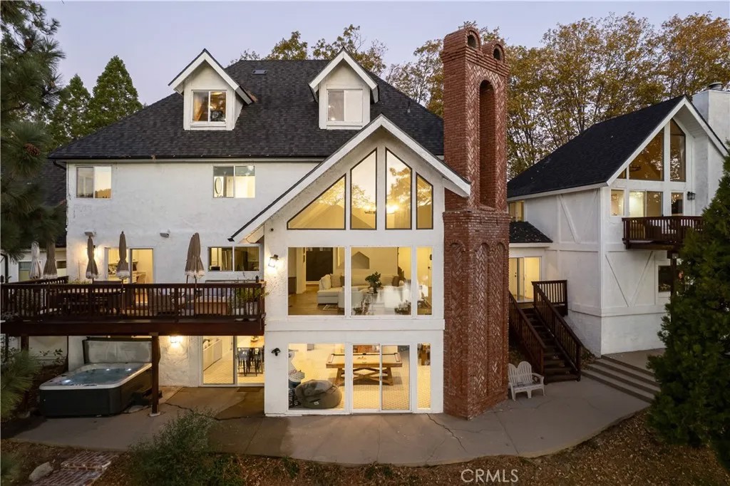 748 Shelter Cove