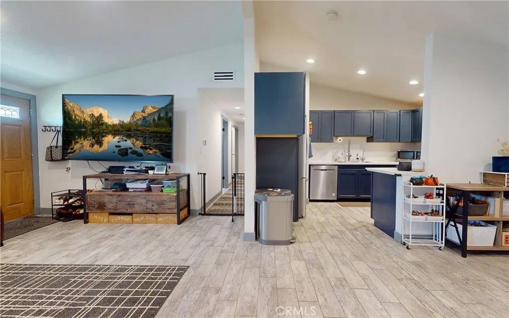 Photo of 27222 Plumwood Ave, Canyon Country, CA 91351 (MLS # BB26091277)