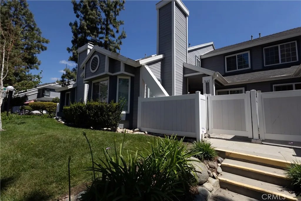 1641 Dimas Ct