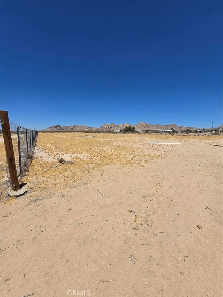 37915 Rabbit Springs