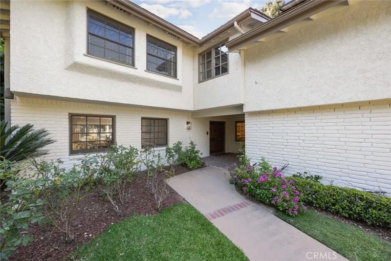 1203 Patton Way
