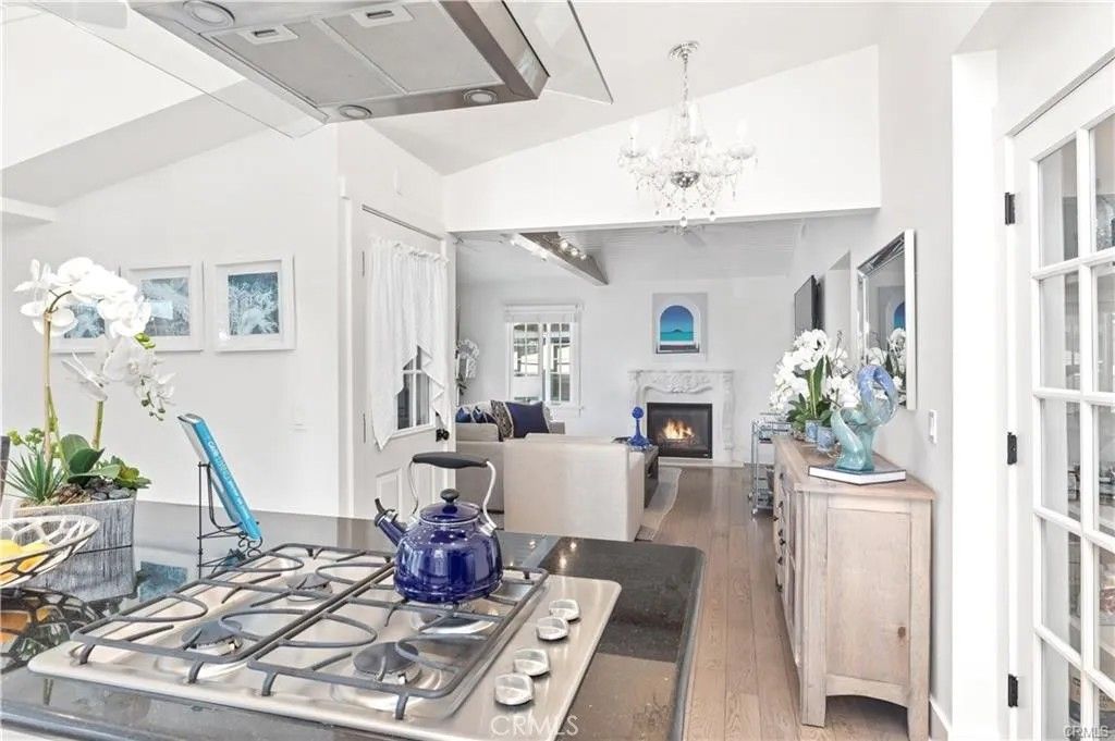 Photo of 31642 Jewel Ave, Laguna Beach, CA 92651 (MLS # OC25280287)