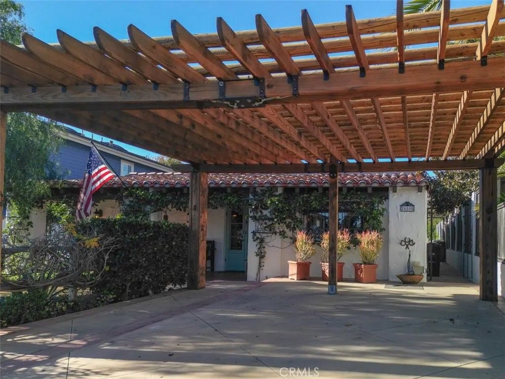 Photo of 26805 Calle Real Real, Dana Point, CA 92624 (MLS # LG25281067)