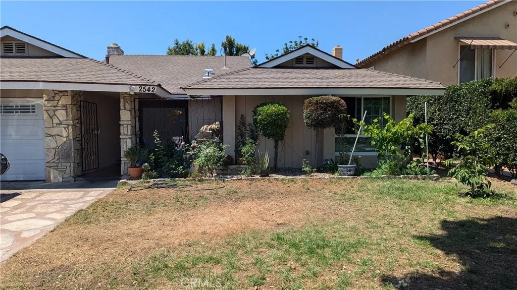 2542 N Pacific Avenue