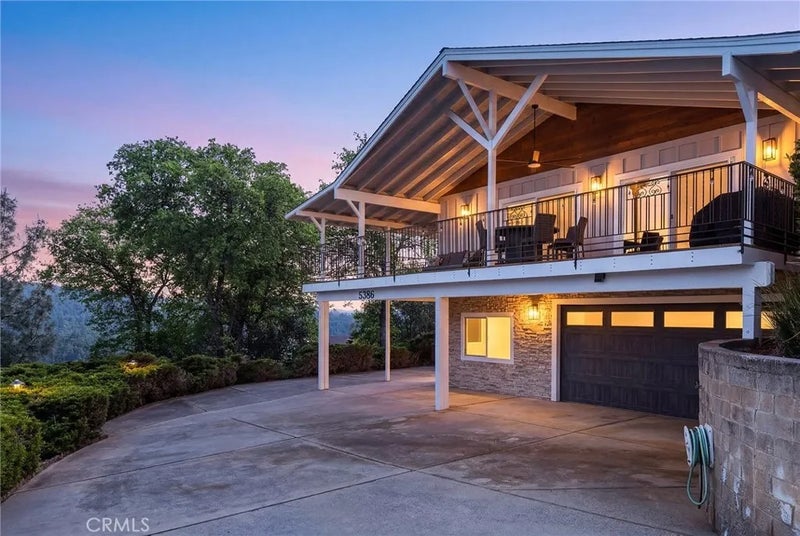 5386 Royal Oaks