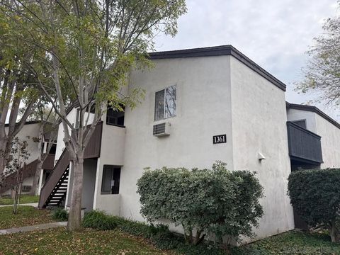 Photo of 1361 Caminito Gabaldon #D, San Diego, CA 92108 (MLS # 250043190)