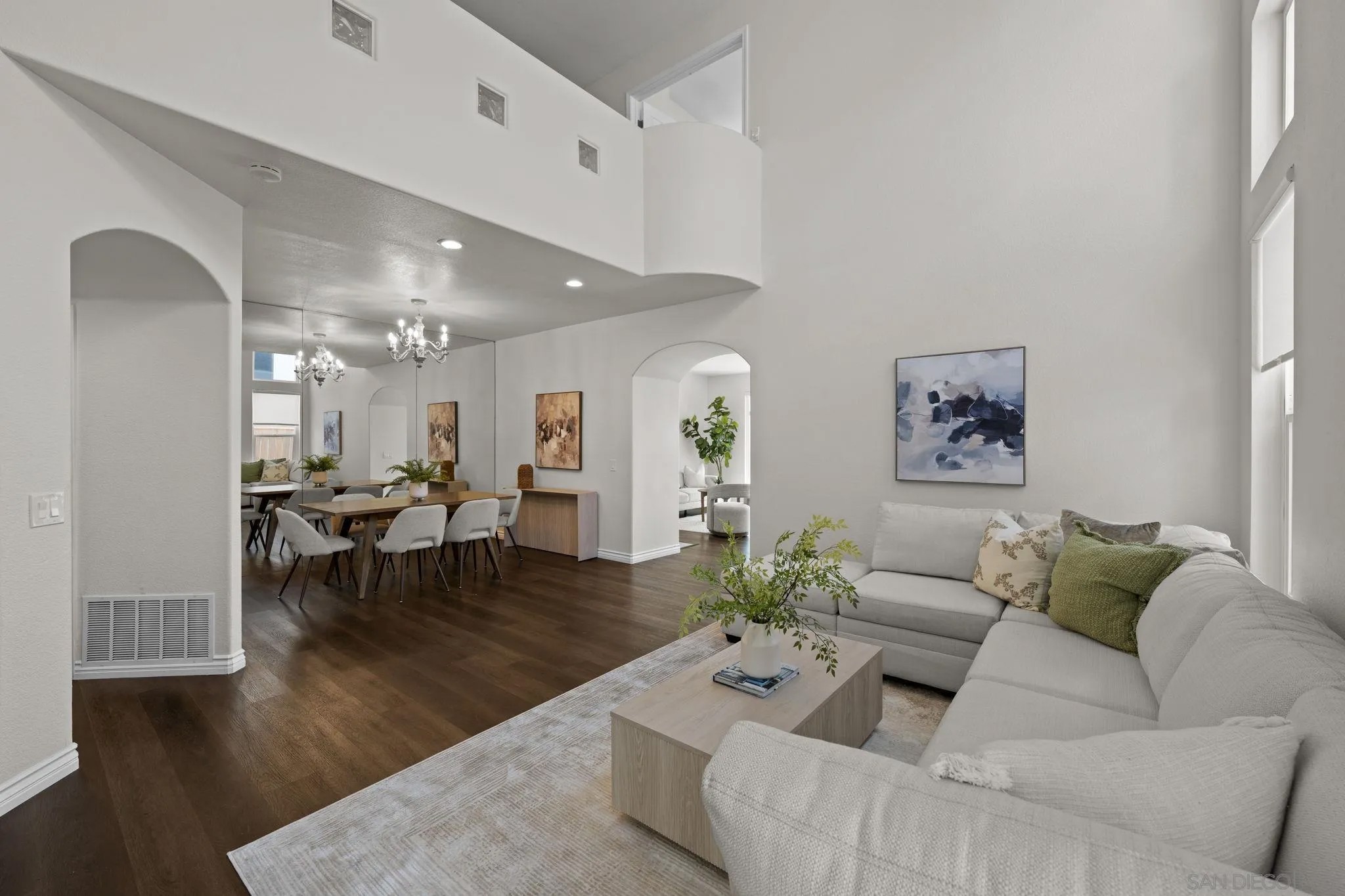 12372 Mona Lisa St