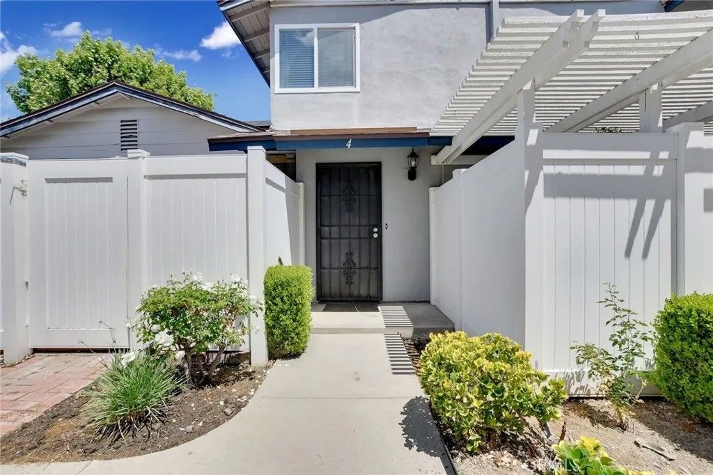 Photo of 1460 Forest Glen #4, Hacienda Heights, CA 91745 (MLS # CV26088796)