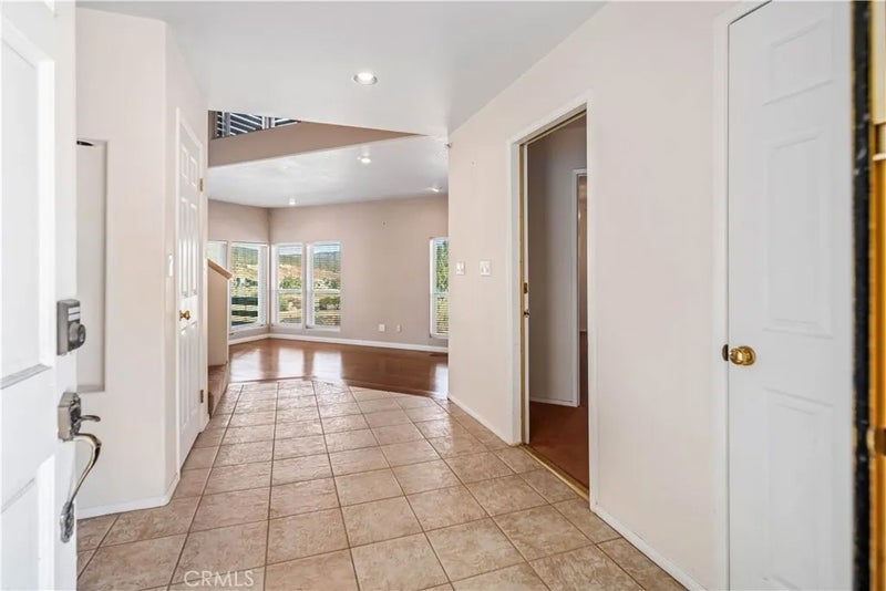 14738 Flintstone Drive