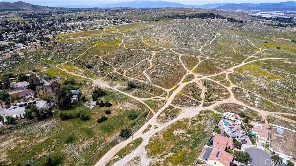 Photo of 0 Cherokee Rd, Perris, CA 92570 (MLS # SW26050427)