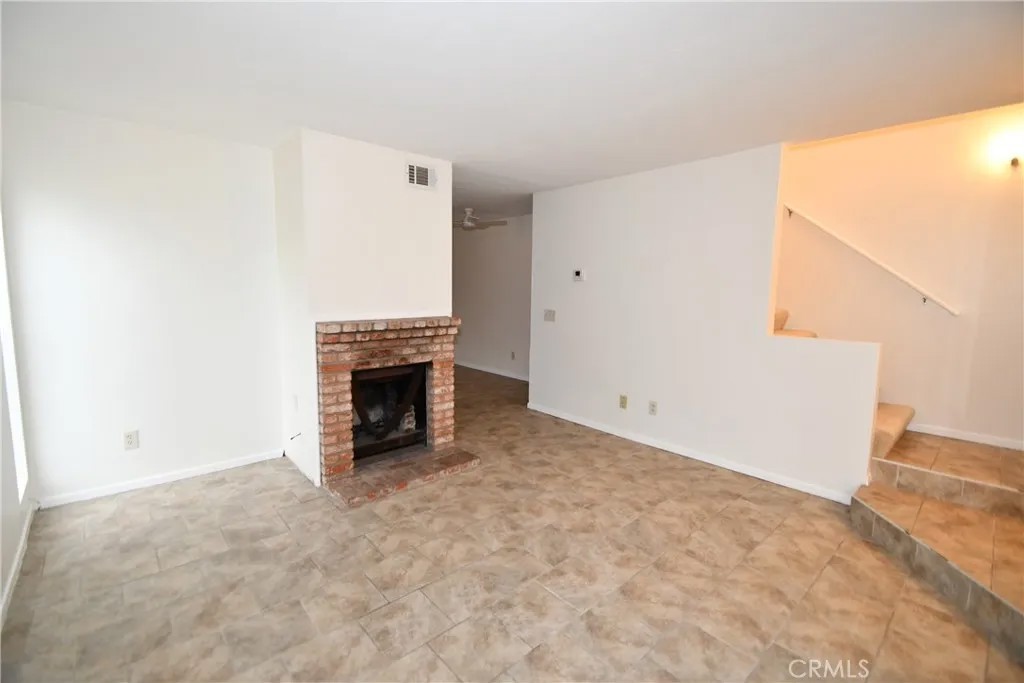 1069 Donahue Street