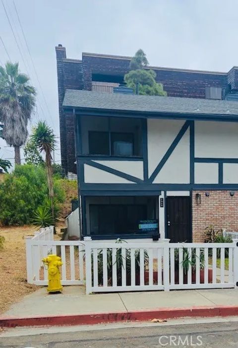1069 Donahue Street San Diego CA 92110