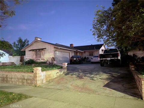 Photo of 1068 W 10th St, Corona, CA 92882 (MLS # IV26054787)