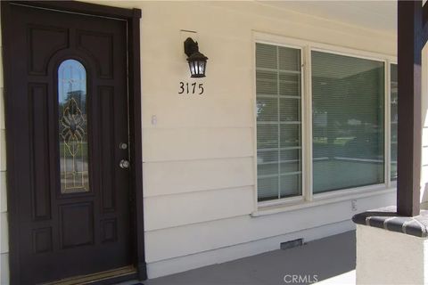 Tiny photo for 3175 N Mountain View, San Bernardino, CA 92405 (MLS # IG25246698)