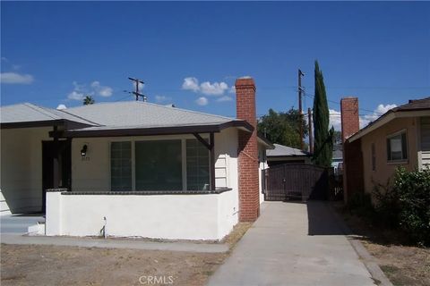 Tiny photo for 3175 N Mountain View, San Bernardino, CA 92405 (MLS # IG25246698)