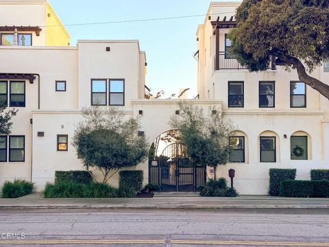 Photo of 1568 E Thompson Boulevard, Ventura, CA 93001 (MLS # V1-33849)