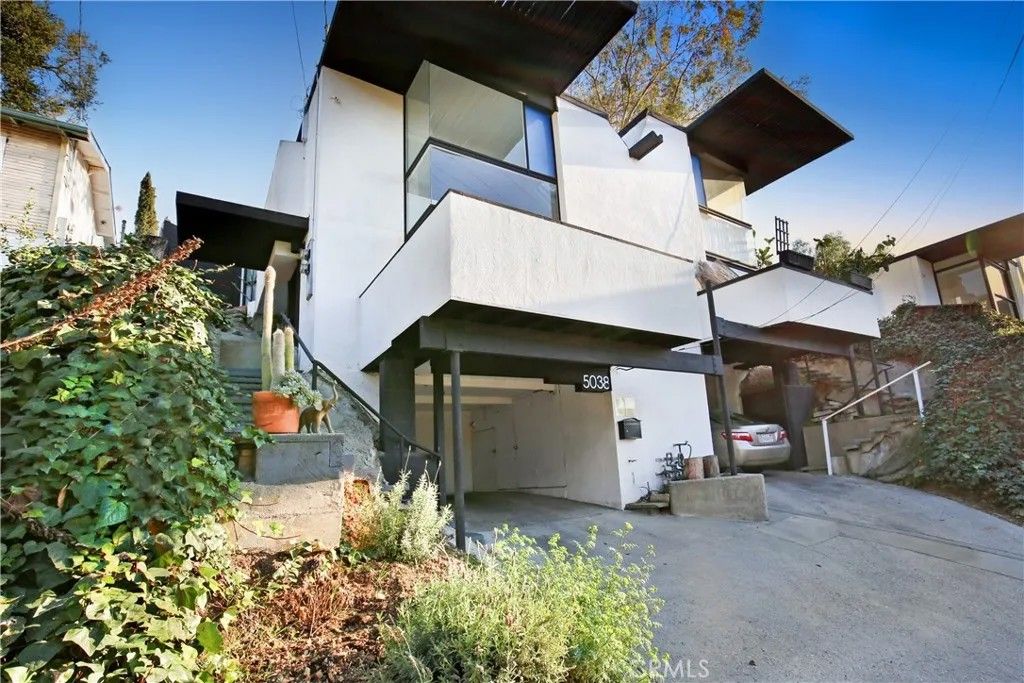 Photo of 5038 Aldama, Los Angeles, CA 90042 (MLS # CV26022296)