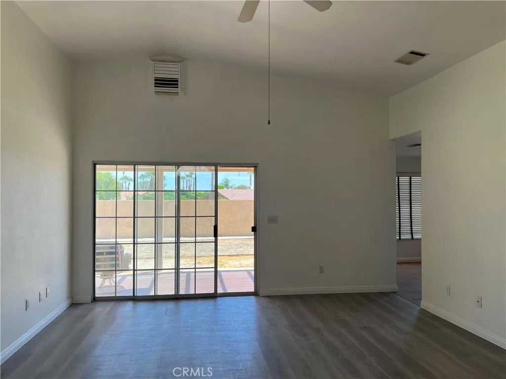 9661 Siwanoy Drive