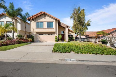 Photo of 13170 Entreken Ave, Rancho Pensquitos, CA 92129 (MLS # 260006315)
