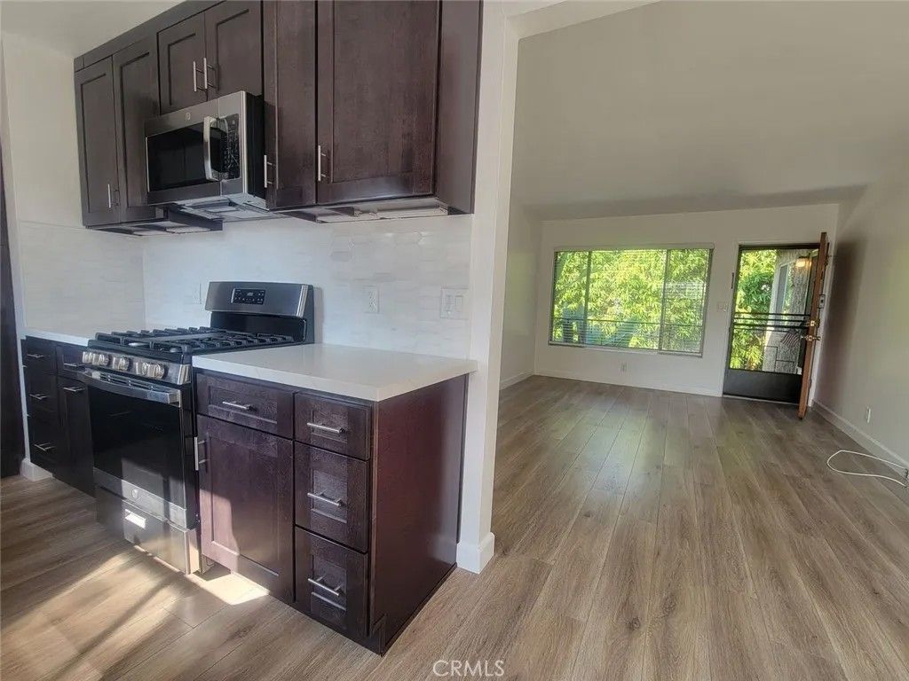 Photo of 241 Newport Ave #5, Long Beach, CA 90803 (MLS # PW25274755)