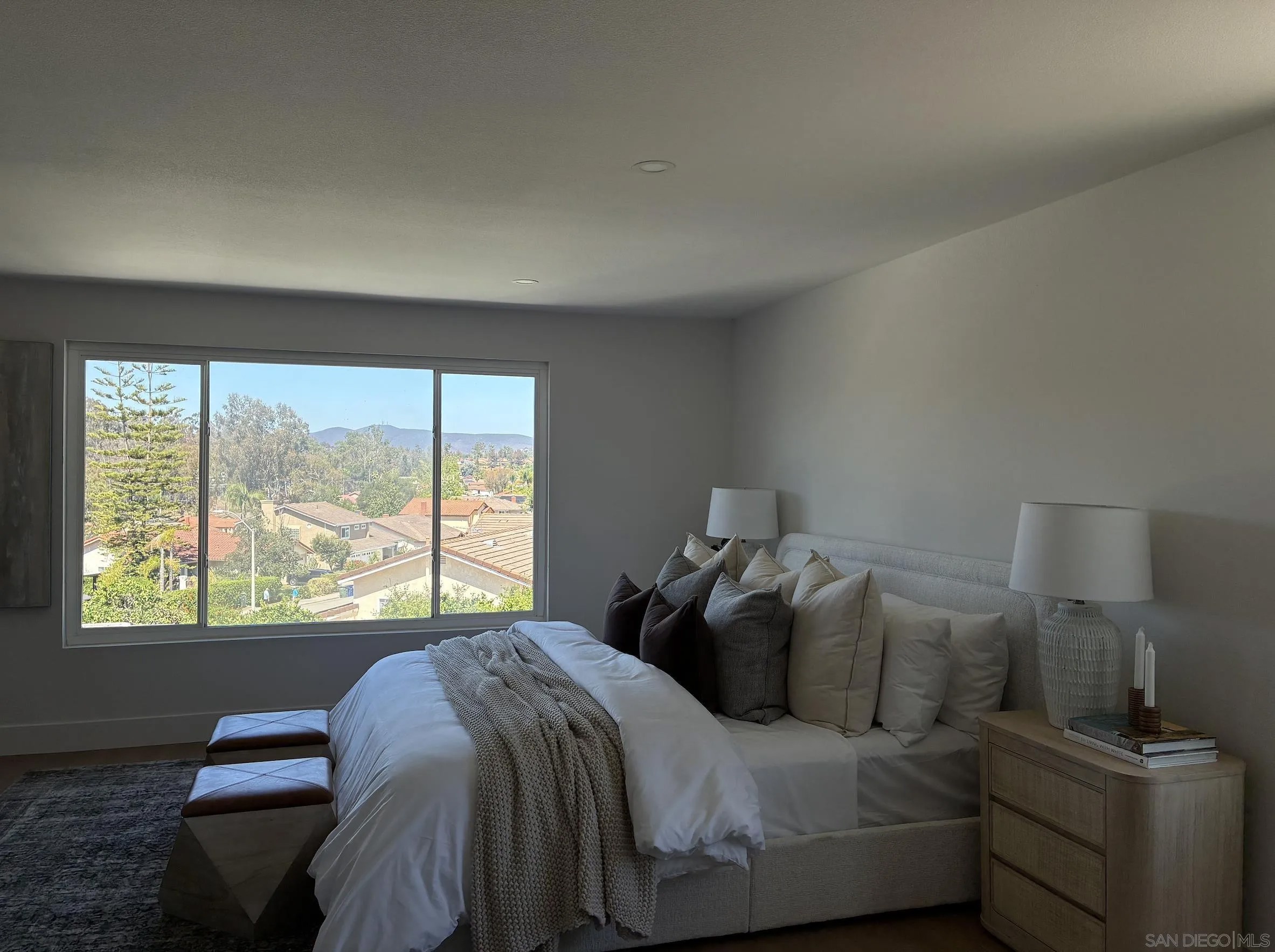 14708 Dash Way