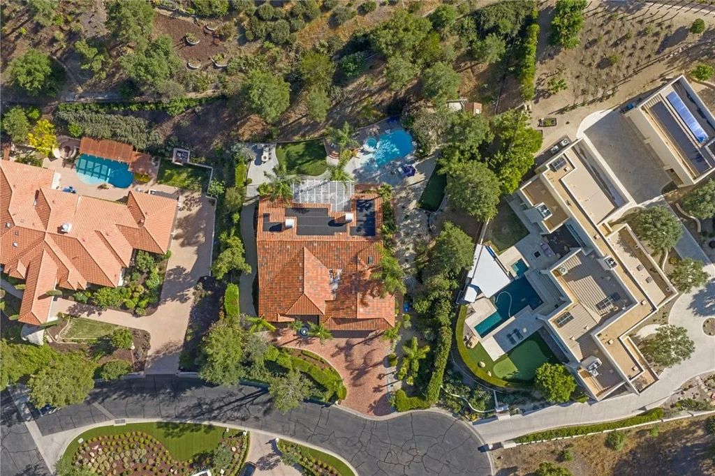 Photo of 22151 Serenade Ridge, Murrieta, CA 92562 (MLS # SW26075459)