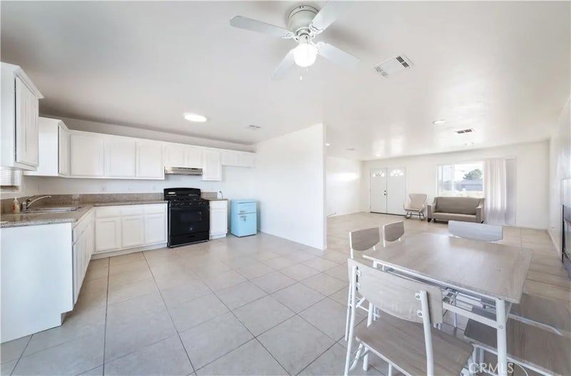 8012 Catalpa