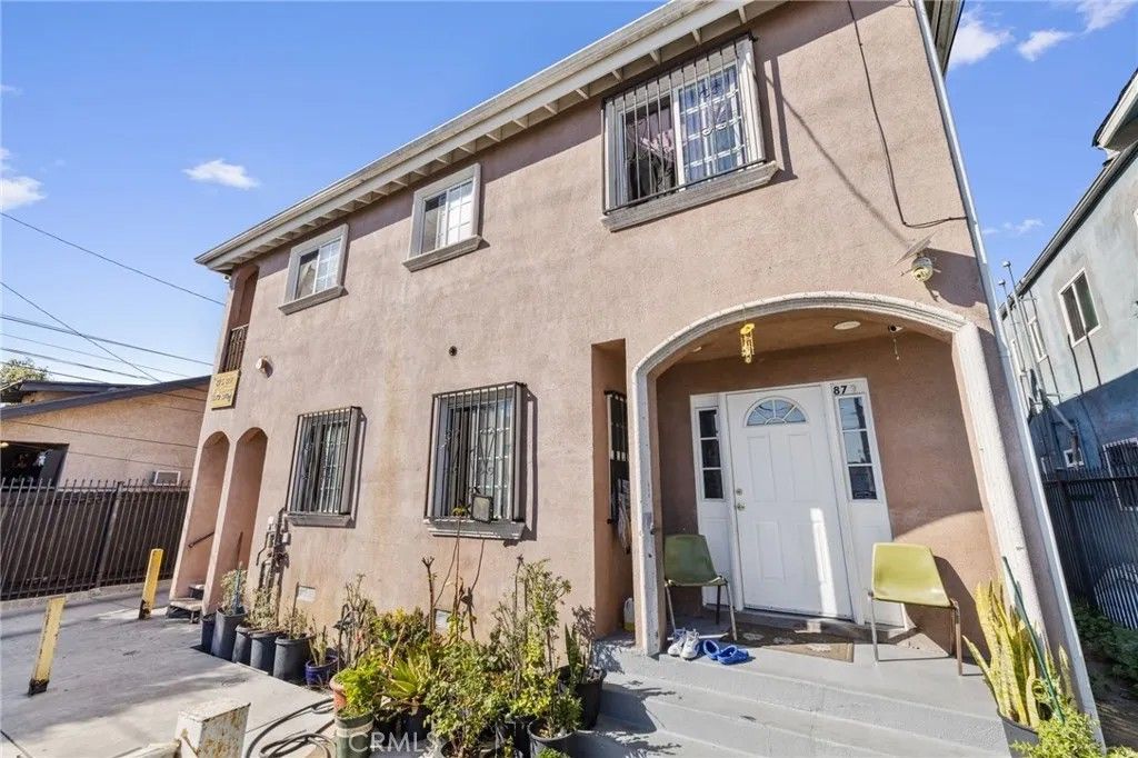 Photo of 879 E 40th Place, Los Angeles, CA 90011 (MLS # OC26053122)