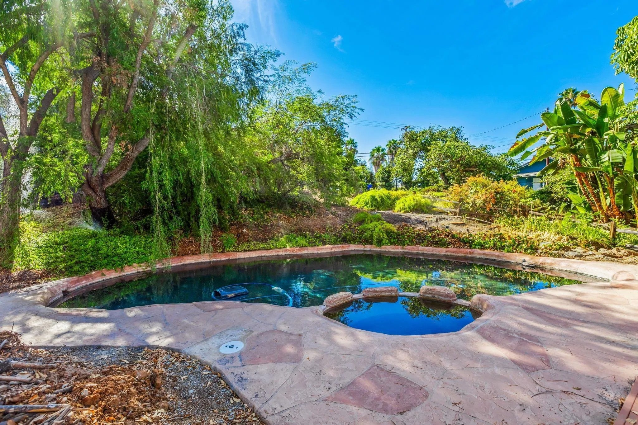 3209 Mary Ln