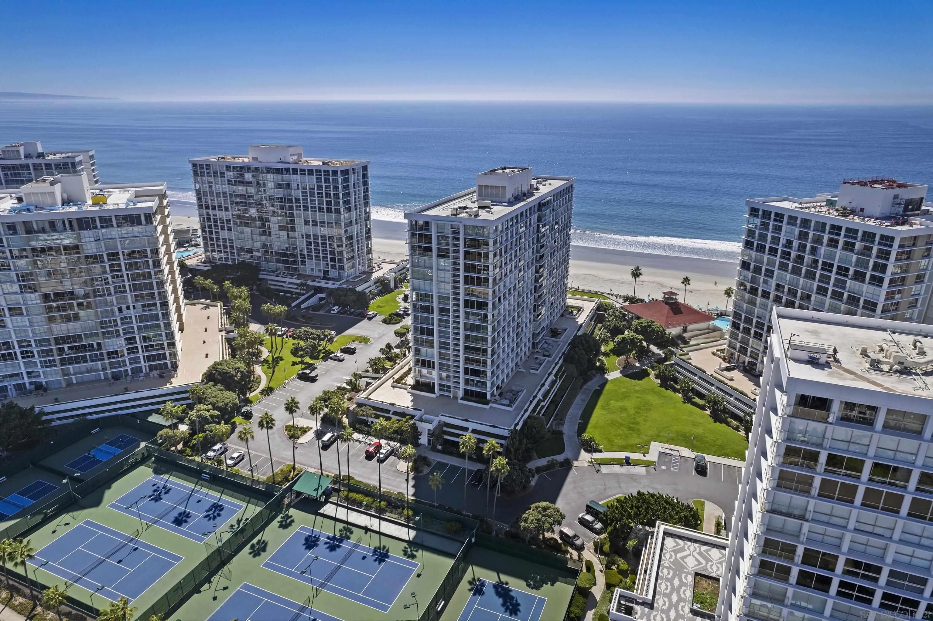 1730 Avenida Del Mundo 402