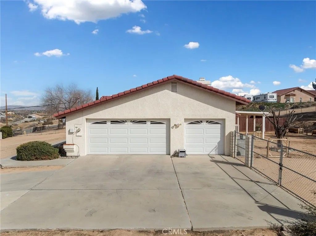 Photo of 18441 Verano Street, Hesperia, CA 92345 (MLS # HD26041171)