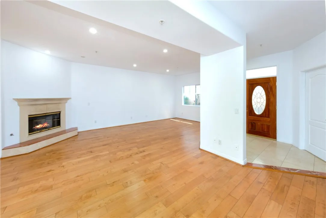 455 W Wilson 2