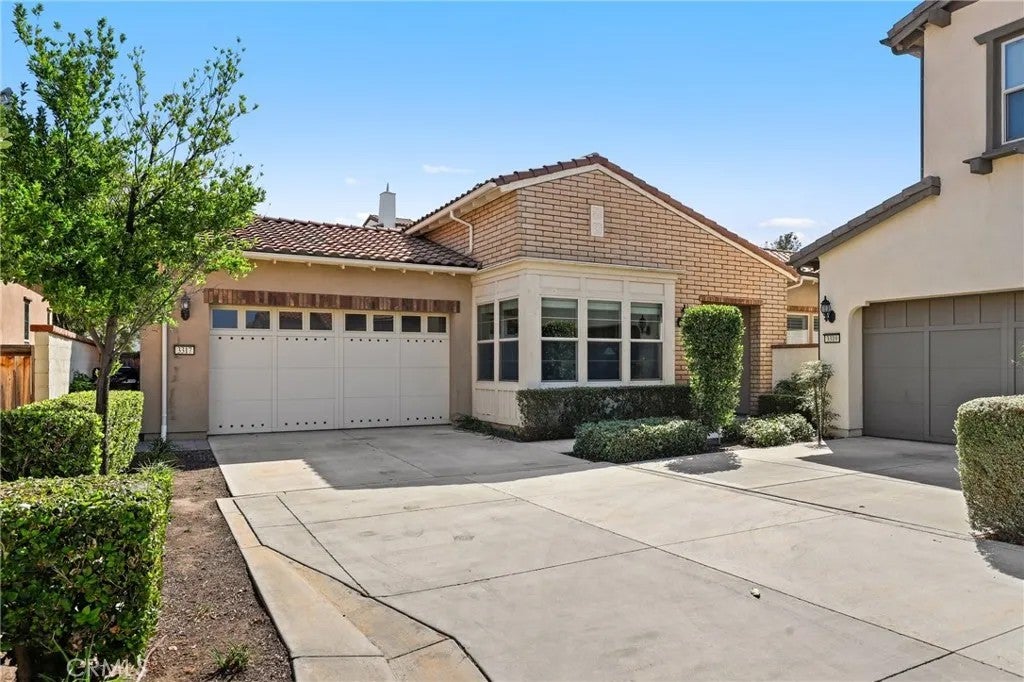 Photo of 3317 Calle Del Sol, Brea, CA 92823 (MLS # PW26227327)