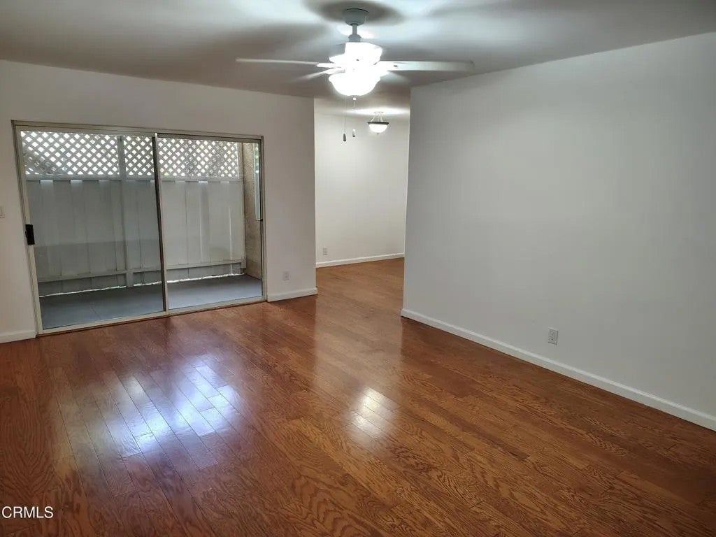 18307 Burbank 51