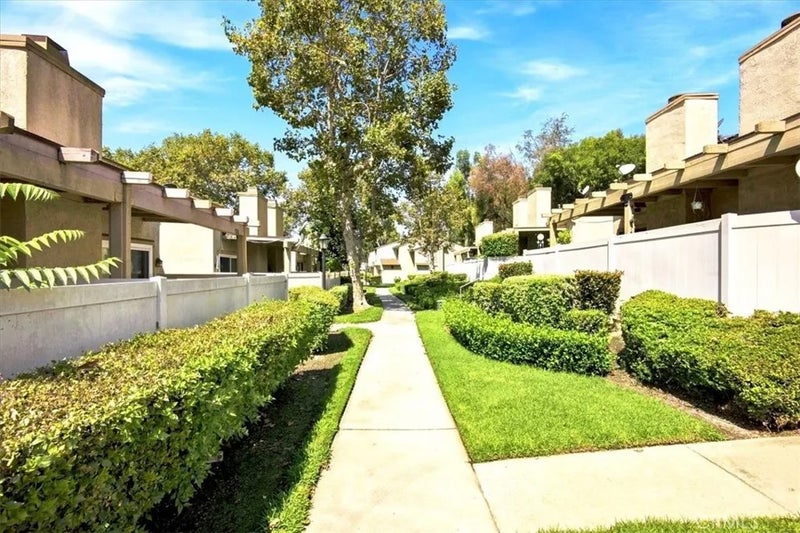 1031 S Palmetto S8