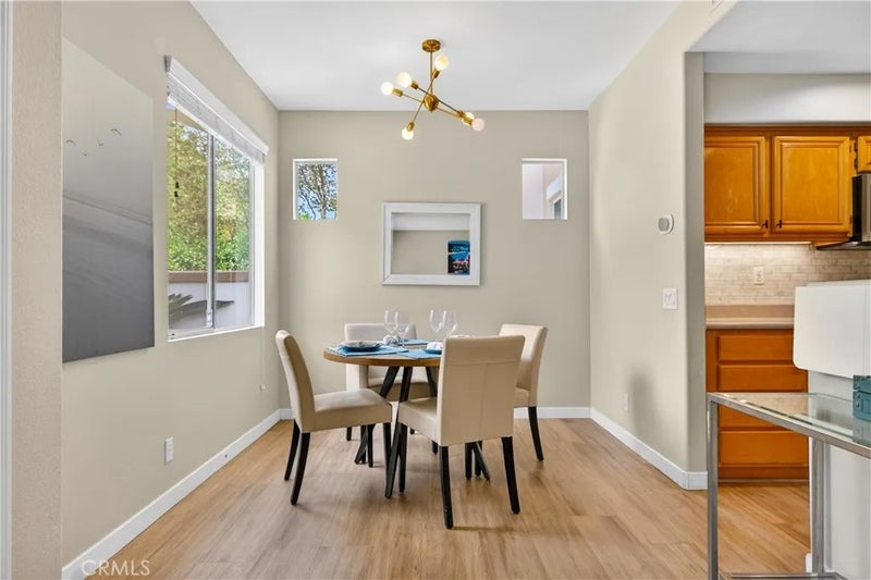 2329 Sunningdale